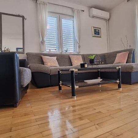 Apartman Sara Преко Экстерьер фото