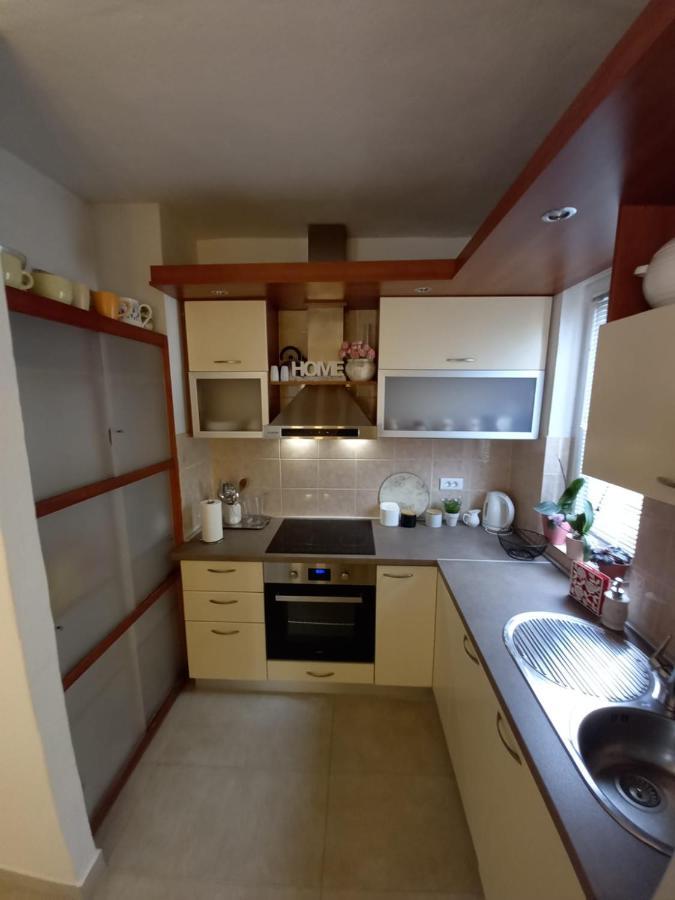 Apartman Sara Преко Экстерьер фото