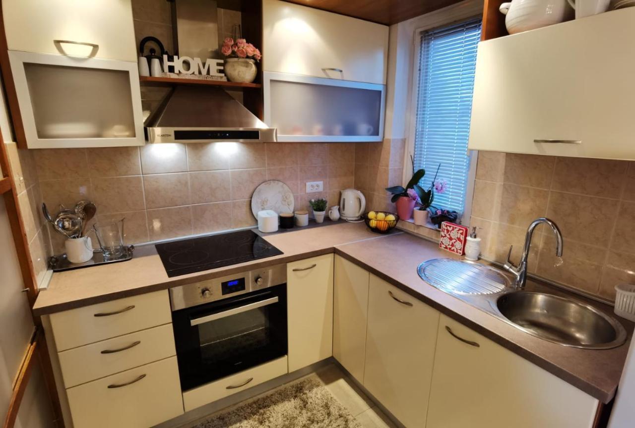 Apartman Sara Преко Экстерьер фото