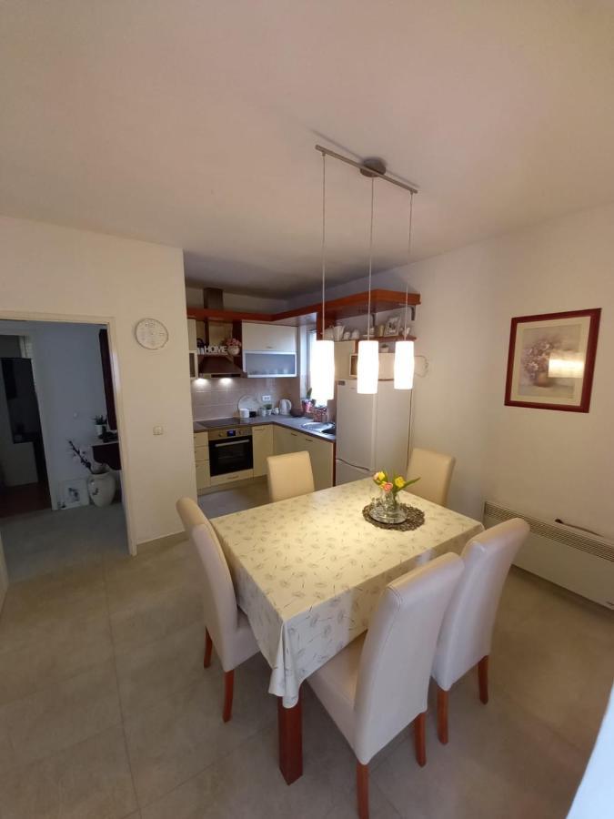 Apartman Sara Преко Экстерьер фото