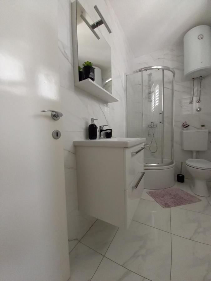 Apartman Sara Преко Экстерьер фото
